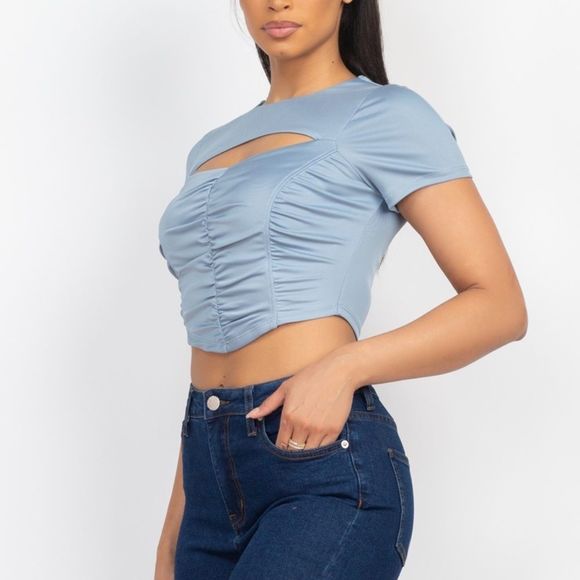 Front Cutout Ruching Top - Picture 1 of 5